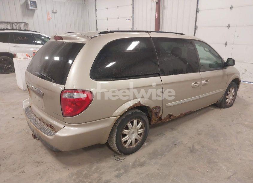 Photo 4 of 2006 Chrysler Town & COUNTRY TOURING (VIN 2A4GP54L66R822998)