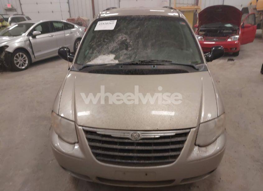 Photo 6 of 2006 Chrysler Town & COUNTRY TOURING (VIN 2A4GP54L66R822998)