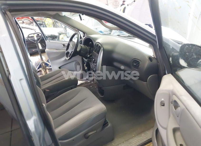 Photo 5 of 2006 Chrysler Town & COUNTRY TOURING (VIN 2A4GP54L66R887821)