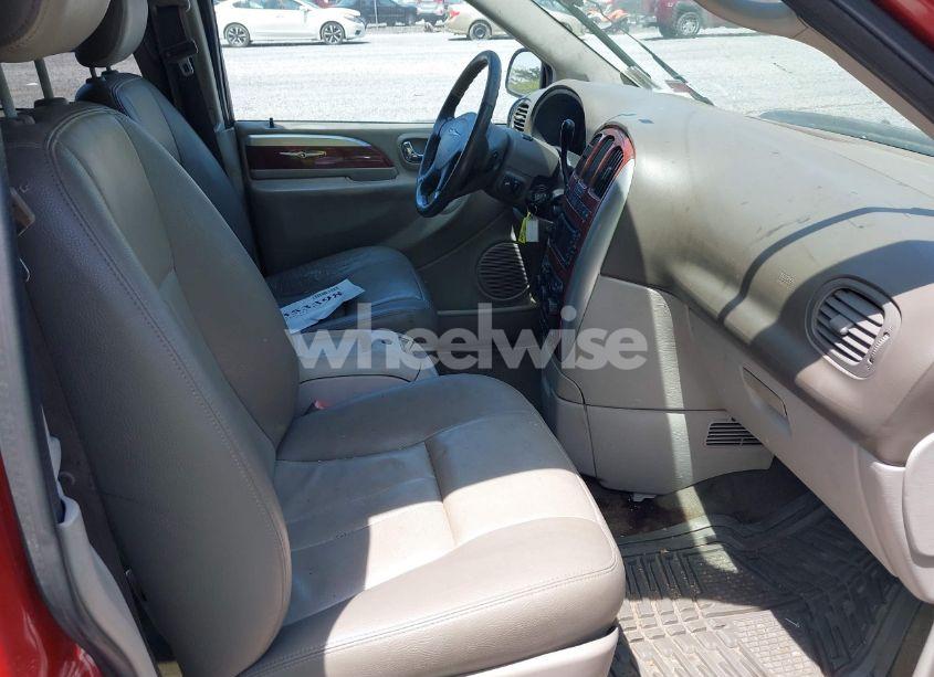 Photo 5 of 2006 Chrysler Town & COUNTRY TOURING (VIN 2A4GP54L76R688230)