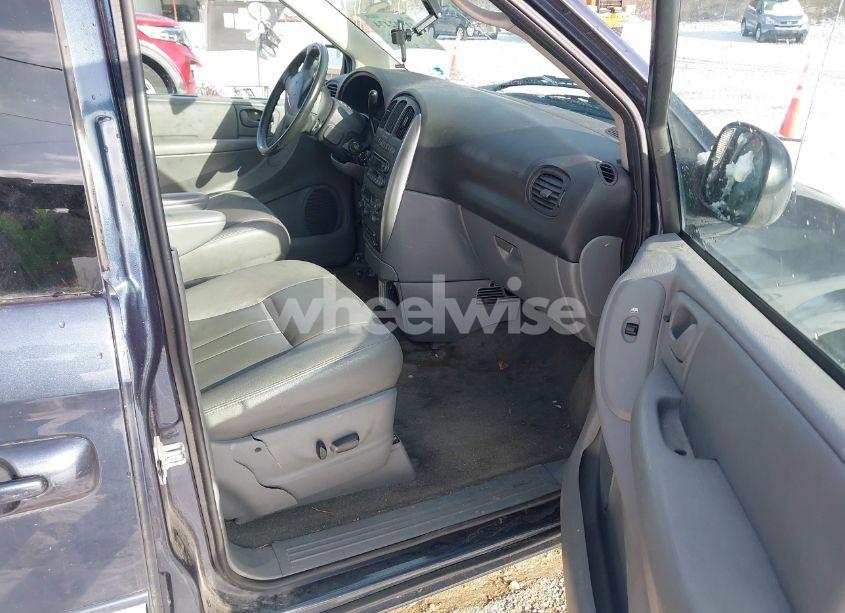 Photo 5 of 2007 Chrysler Town & COUNTRY TOURING (VIN 2A4GP54L97R272956)