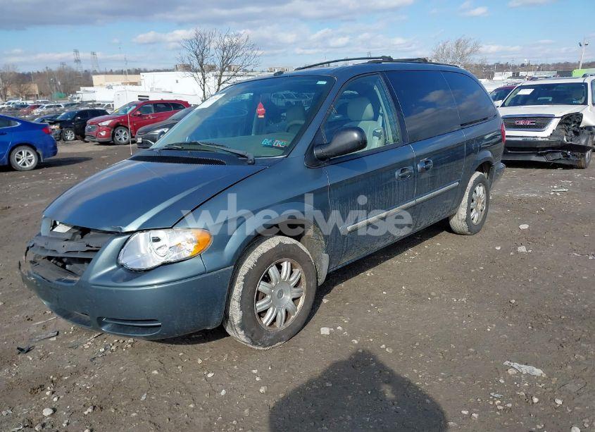 Photo 2 of 2006 Chrysler Town & COUNTRY TOURING (VIN 2A4GP54LX6R817867)