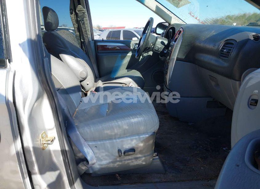 Photo 5 of 2006 Chrysler Town & COUNTRY LIMITED (VIN 2A4GP64L06R859342)