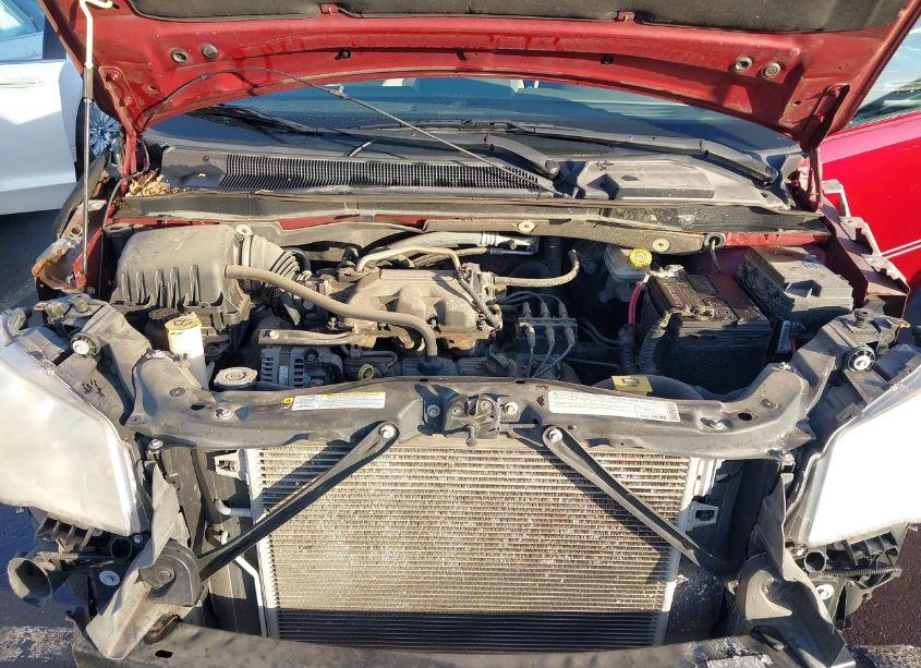 Photo 10 of 2010 Chrysler Town & COUNTRY NEW LX (VIN 2A4RR2D12AR329862)