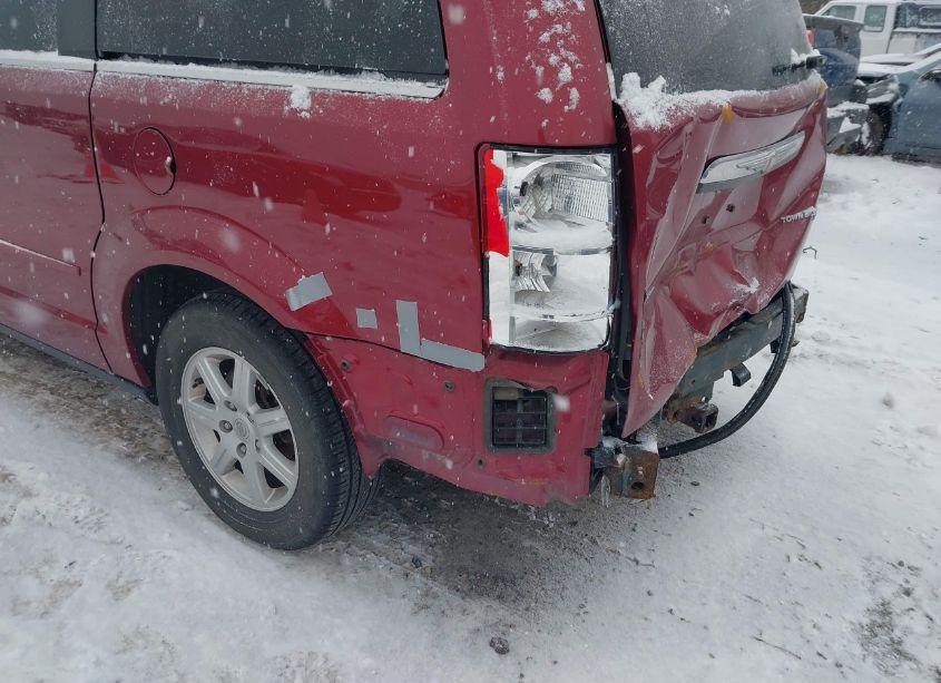 Photo 19 of 2010 Chrysler Town & COUNTRY NEW LX (VIN 2A4RR2D12AR357189)