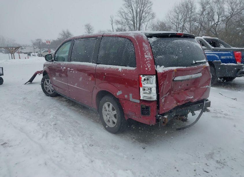 Photo 3 of 2010 Chrysler Town & COUNTRY NEW LX (VIN 2A4RR2D12AR357189)