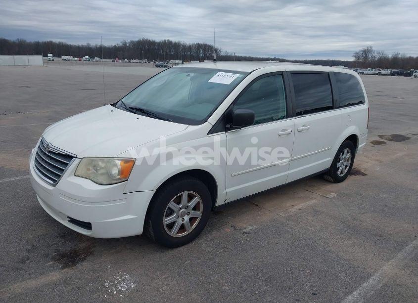 Photo 2 of 2010 Chrysler Town & COUNTRY NEW LX (VIN 2A4RR2D12AR357239)