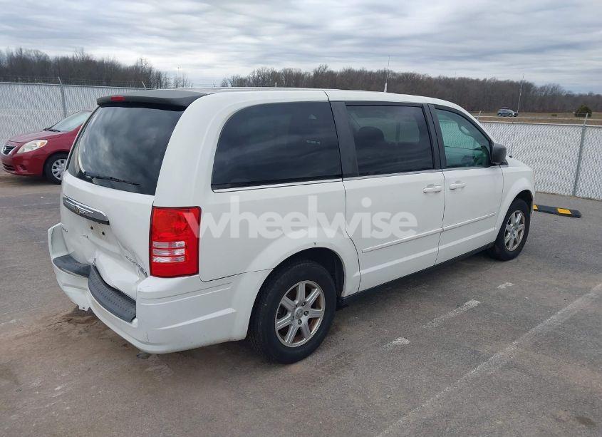 Photo 4 of 2010 Chrysler Town & COUNTRY NEW LX (VIN 2A4RR2D12AR357239)