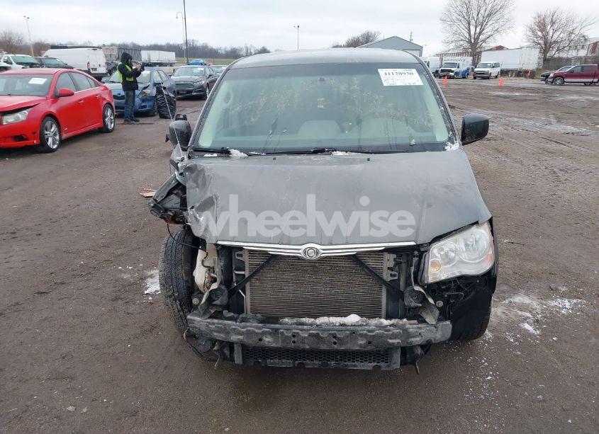 Photo 12 of 2010 Chrysler Town & COUNTRY NEW LX (VIN 2A4RR2D12AR404849)
