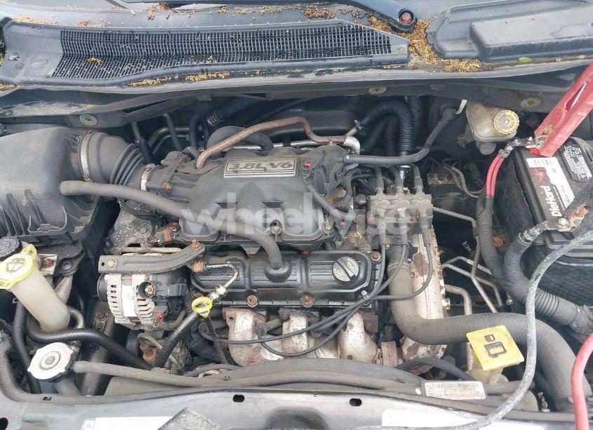 Photo 10 of 2010 Chrysler Town & COUNTRY NEW LX (VIN 2A4RR2D14AR329894)