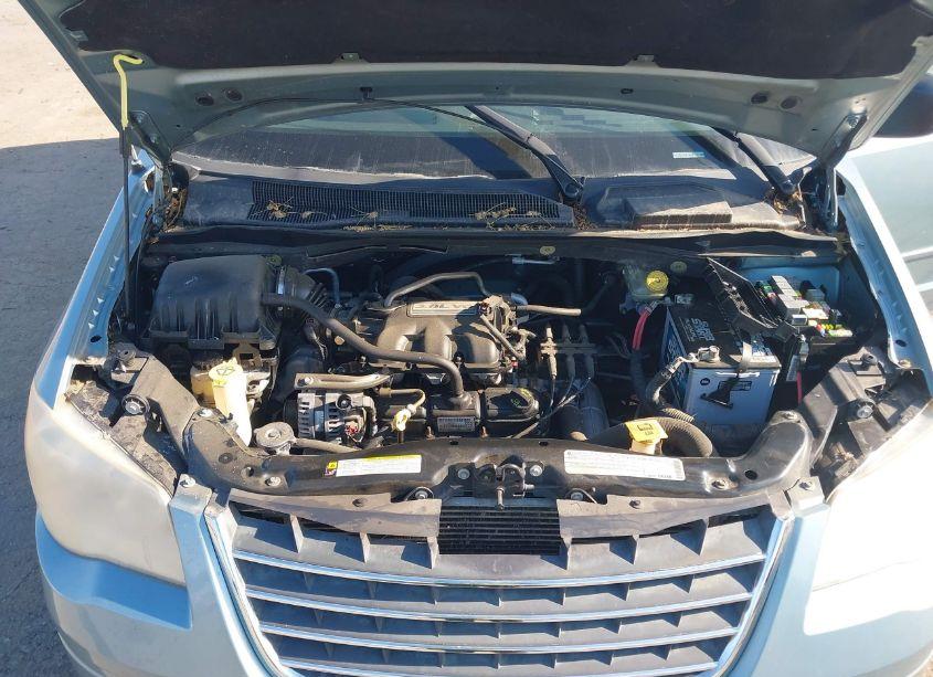 Photo 10 of 2010 Chrysler Town & COUNTRY NEW LX (VIN 2A4RR2D14AR374947)