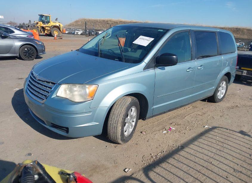 Photo 2 of 2010 Chrysler Town & COUNTRY NEW LX (VIN 2A4RR2D14AR374947)