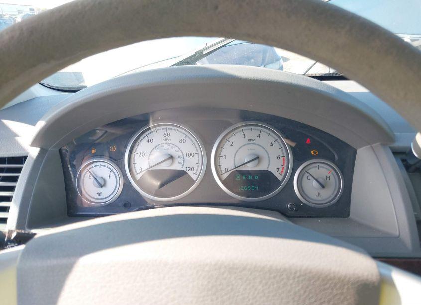 Photo 7 of 2010 Chrysler Town & COUNTRY NEW LX (VIN 2A4RR2D14AR374947)