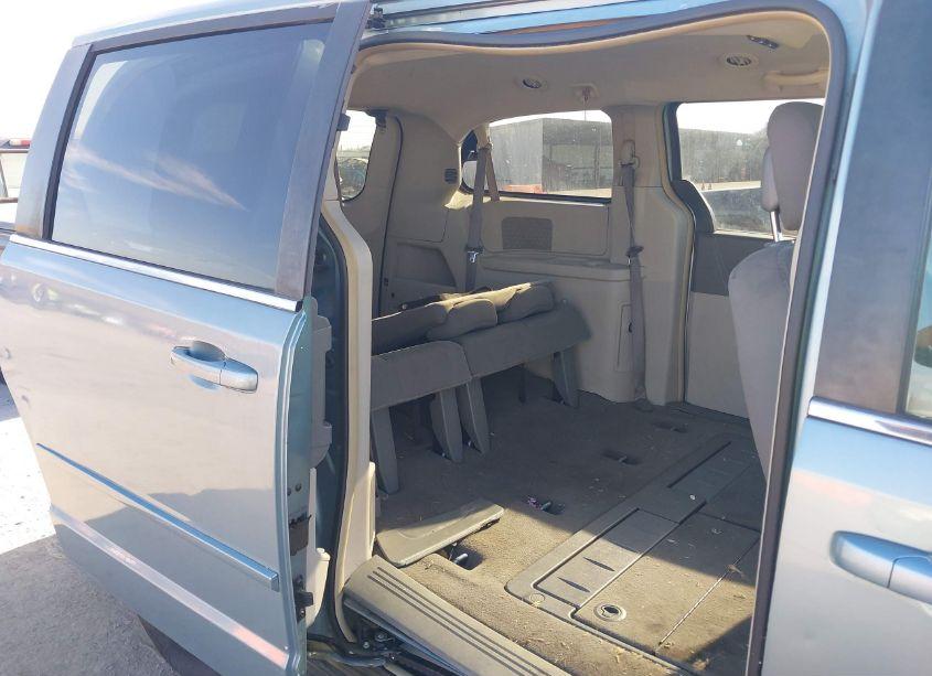 Photo 8 of 2010 Chrysler Town & COUNTRY NEW LX (VIN 2A4RR2D14AR374947)