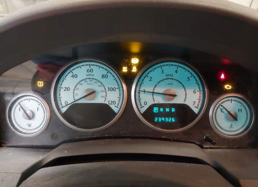 Photo 7 of 2010 Chrysler Town & COUNTRY NEW LX (VIN 2A4RR2D15AR365822)