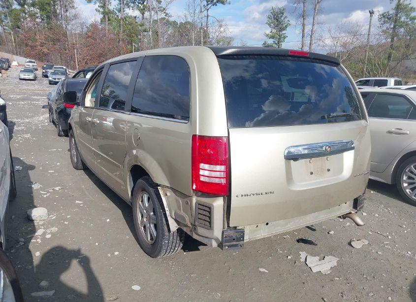 Photo 3 of 2010 Chrysler Town & COUNTRY NEW LX (VIN 2A4RR2D16AR374545)