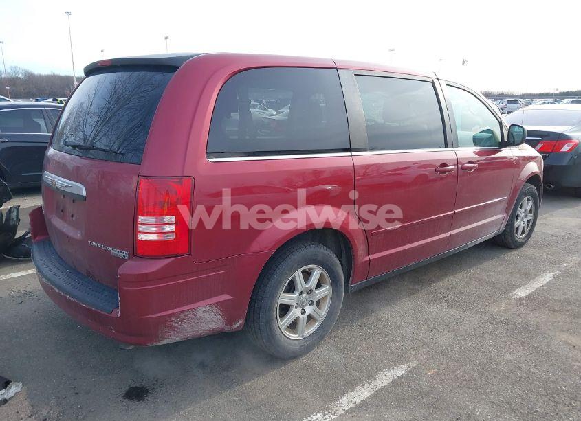 Photo 4 of 2010 Chrysler Town & COUNTRY NEW LX (VIN 2A4RR2D16AR374772)