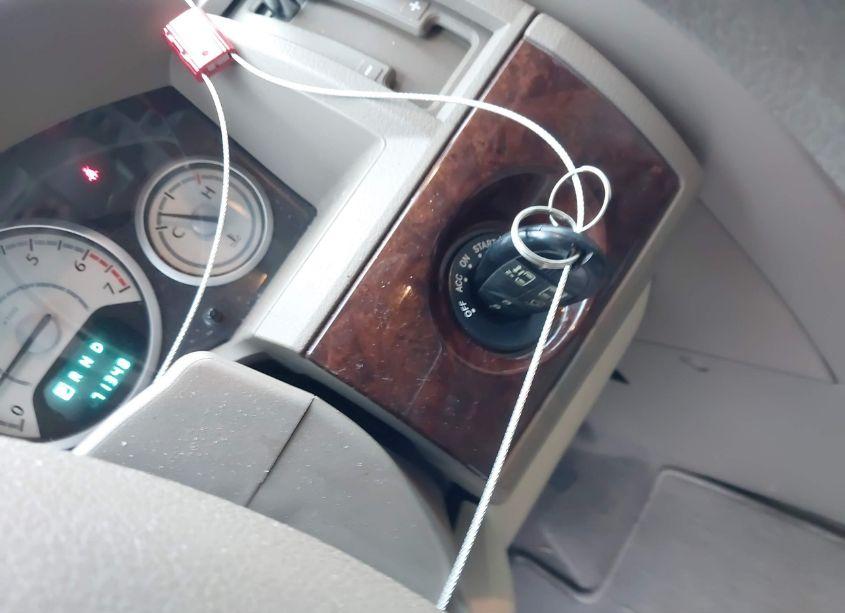 Photo 11 of 2010 Chrysler Town & COUNTRY NEW LX (VIN 2A4RR2D18AR321877)