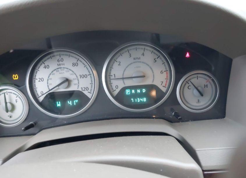 Photo 7 of 2010 Chrysler Town & COUNTRY NEW LX (VIN 2A4RR2D18AR321877)