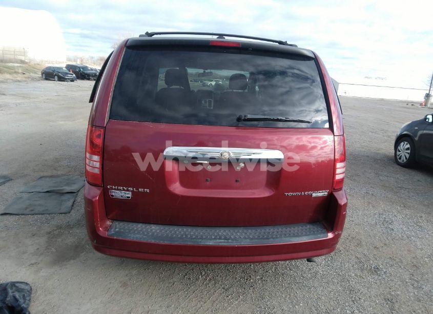 Photo 16 of 2010 Chrysler Town & COUNTRY NEW LX (VIN 2A4RR2D18AR375258)