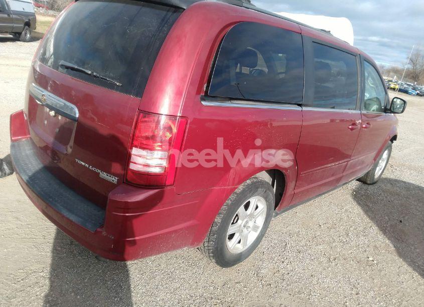 Photo 4 of 2010 Chrysler Town & COUNTRY NEW LX (VIN 2A4RR2D18AR375258)