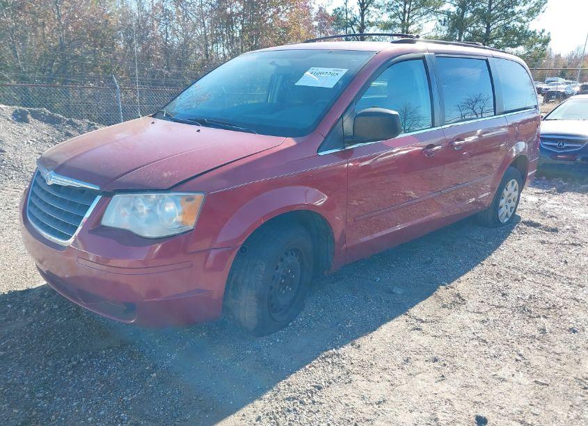 Photo 2 of 2010 Chrysler Town & COUNTRY LX (VIN 2A4RR4DE0AR155563)