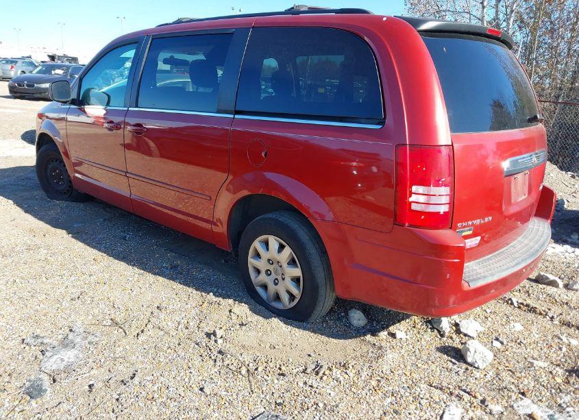 Photo 3 of 2010 Chrysler Town & COUNTRY LX (VIN 2A4RR4DE0AR155563)
