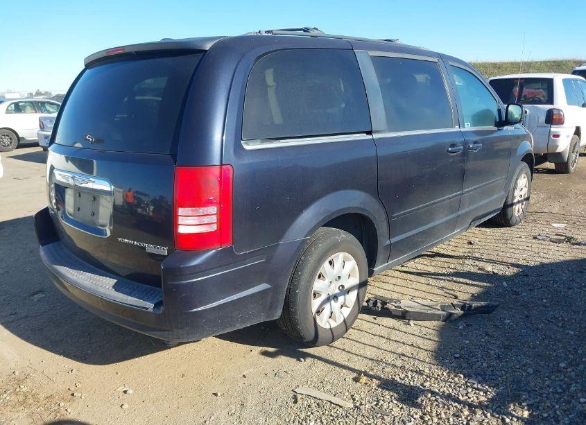 Photo 4 of 2010 Chrysler Town & COUNTRY LX (VIN 2A4RR4DE7AR141093)