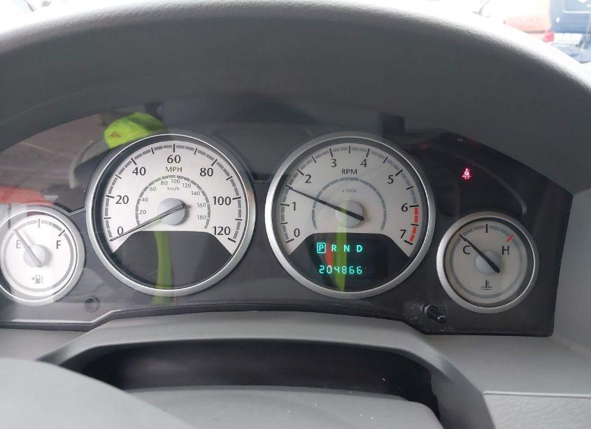 Photo 7 of 2010 Chrysler Town & COUNTRY LX (VIN 2A4RR4DE7AR206377)