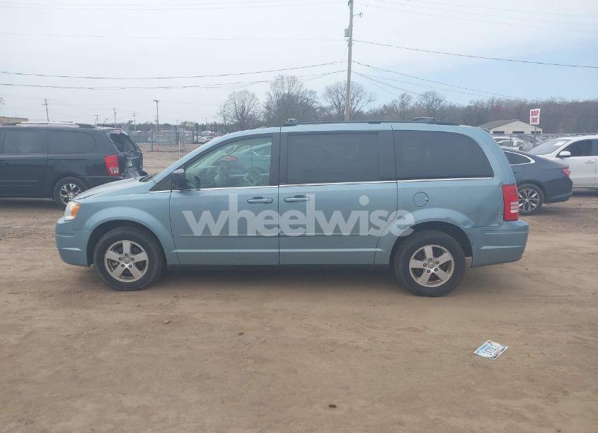 Photo 14 of 2010 Chrysler Town & COUNTRY LX (VIN 2A4RR4DE8AR161837)