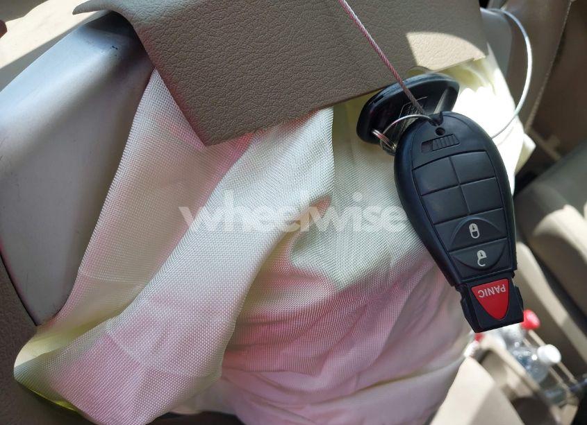 Photo 11 of 2010 Chrysler Town & COUNTRY LX (VIN 2A4RR4DE8AR262635)