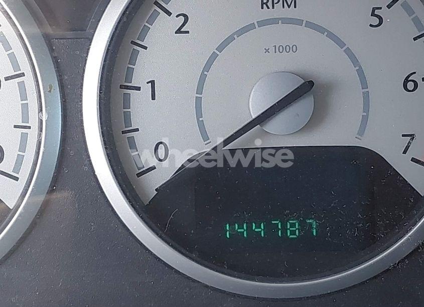 Photo 14 of 2010 Chrysler Town & COUNTRY LX (VIN 2A4RR4DEXAR142383)