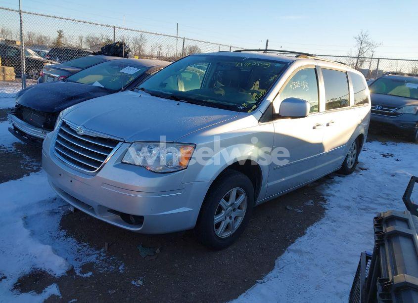 Photo 2 of 2010 Chrysler Town & COUNTRY TOURING (VIN 2A4RR5D10AR129449)