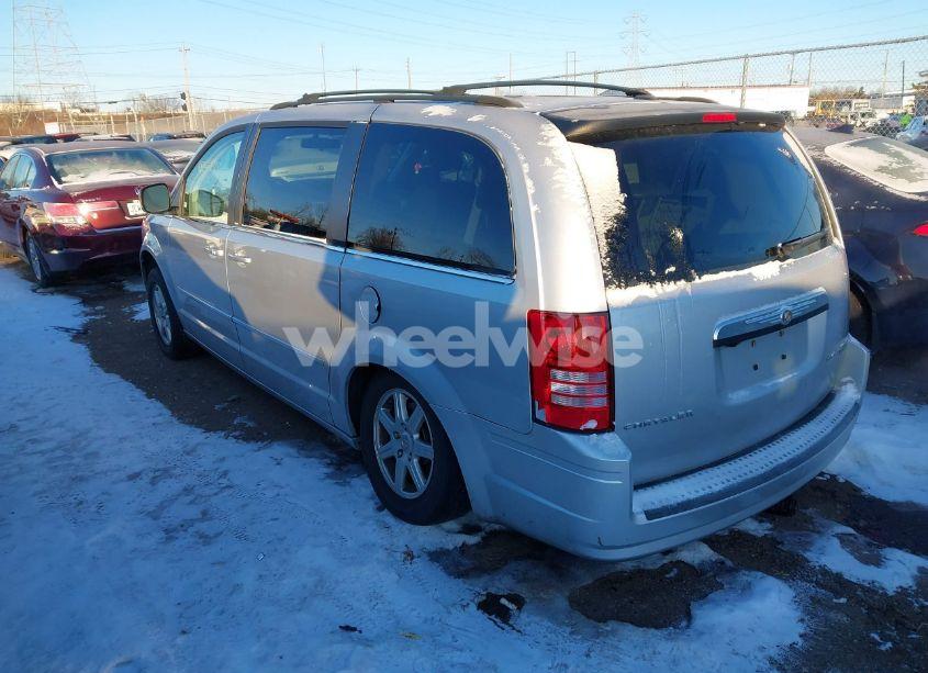 Photo 3 of 2010 Chrysler Town & COUNTRY TOURING (VIN 2A4RR5D10AR129449)