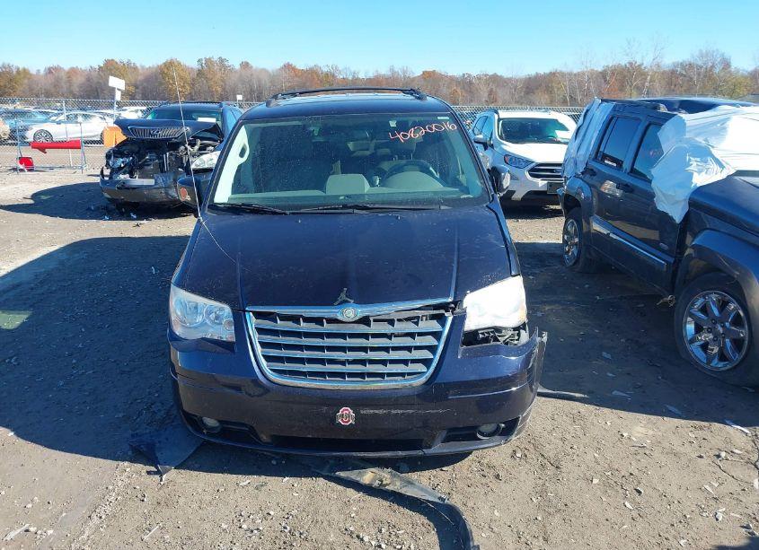Photo 12 of 2010 Chrysler Town & COUNTRY TOURING (VIN 2A4RR5D10AR140922)