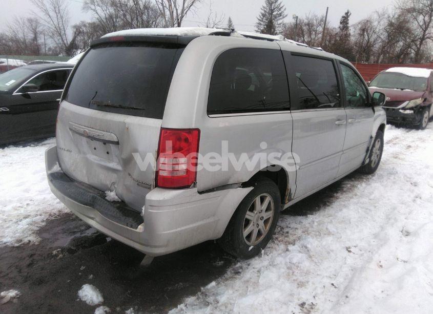 Photo 4 of 2010 Chrysler Town & COUNTRY TOURING (VIN 2A4RR5D10AR142668)