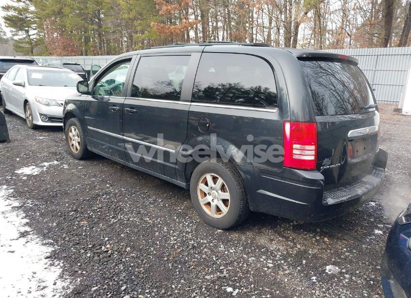 Photo 3 of 2010 Chrysler Town & COUNTRY TOURING (VIN 2A4RR5D10AR183852)