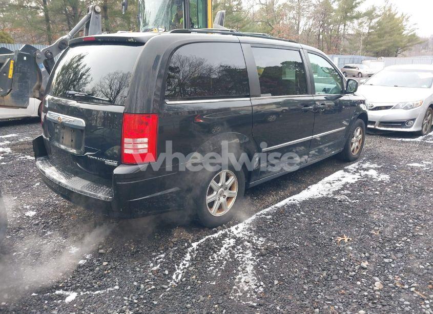 Photo 4 of 2010 Chrysler Town & COUNTRY TOURING (VIN 2A4RR5D10AR183852)