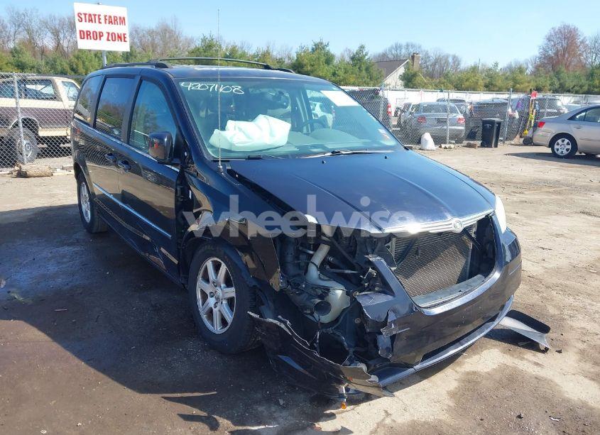 Photo 6 of 2010 Chrysler Town & COUNTRY TOURING (VIN 2A4RR5D10AR189117)