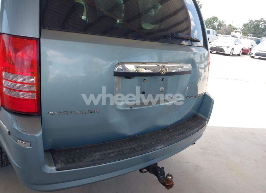 Photo 12 of 2010 Chrysler Town & COUNTRY TOURING (VIN 2A4RR5D10AR298645)