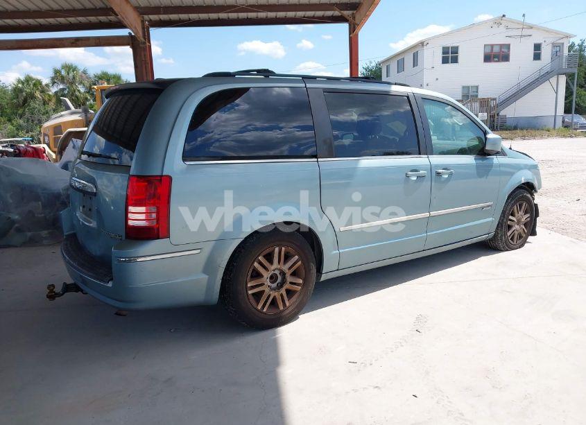 Photo 4 of 2010 Chrysler Town & COUNTRY TOURING (VIN 2A4RR5D10AR298645)