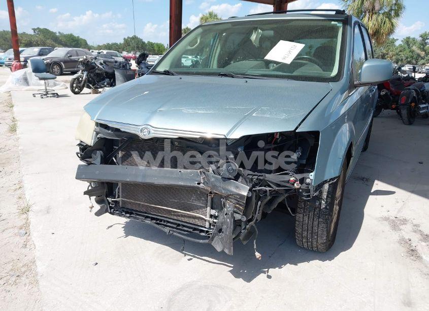 Photo 6 of 2010 Chrysler Town & COUNTRY TOURING (VIN 2A4RR5D10AR298645)