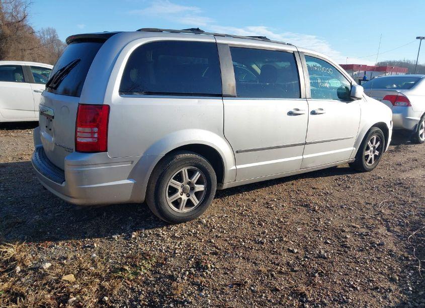 Photo 4 of 2010 Chrysler Town & COUNTRY TOURING (VIN 2A4RR5D10AR310275)