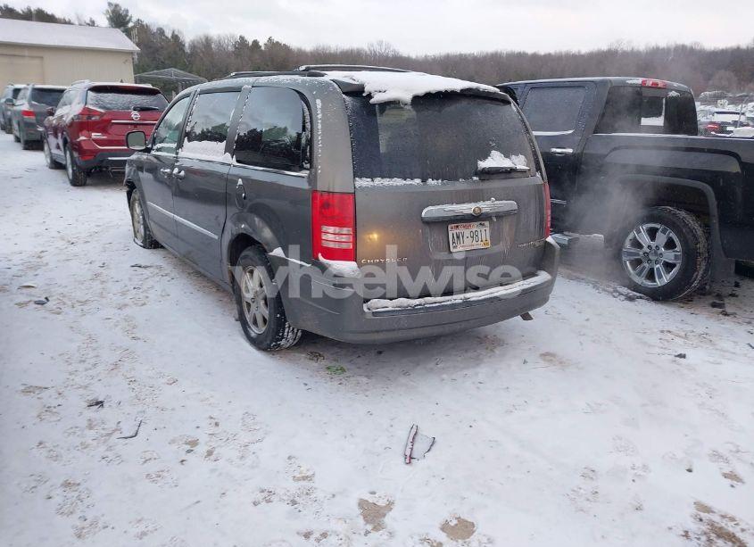 Photo 3 of 2010 Chrysler Town & COUNTRY TOURING (VIN 2A4RR5D10AR449497)