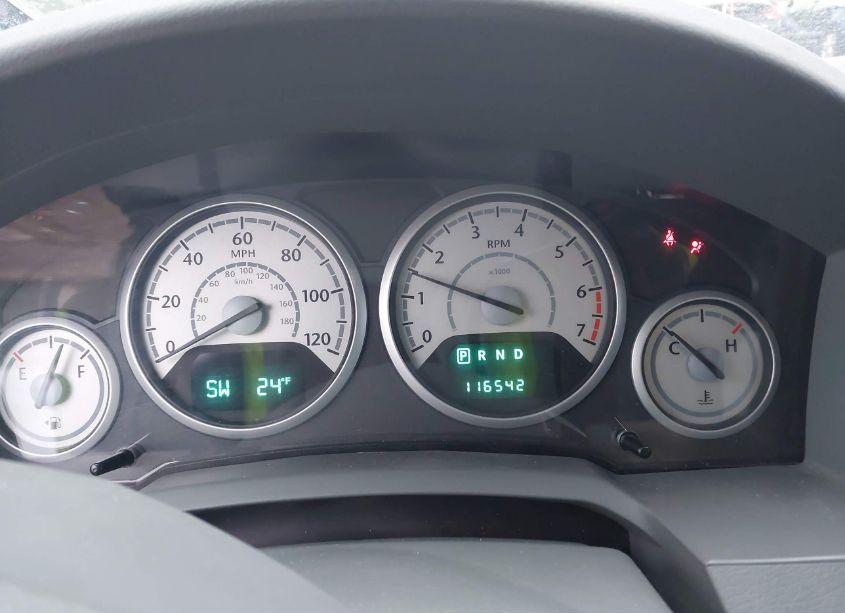 Photo 7 of 2010 Chrysler Town & COUNTRY TOURING (VIN 2A4RR5D10AR492849)