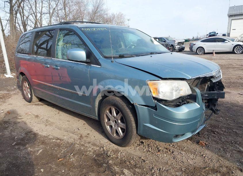 2010 Chrysler Town & COUNTRY TOURING (VIN 2A4RR5D11AR217796) main photo