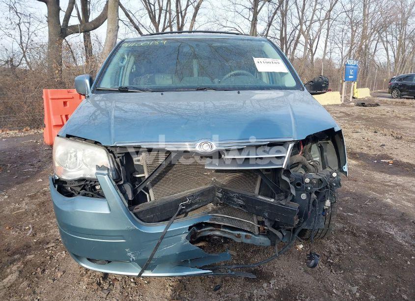 Photo 13 of 2010 Chrysler Town & COUNTRY TOURING (VIN 2A4RR5D11AR217796)