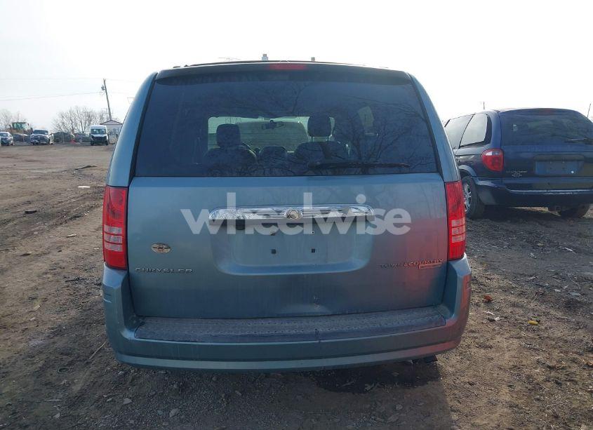 Photo 17 of 2010 Chrysler Town & COUNTRY TOURING (VIN 2A4RR5D11AR217796)