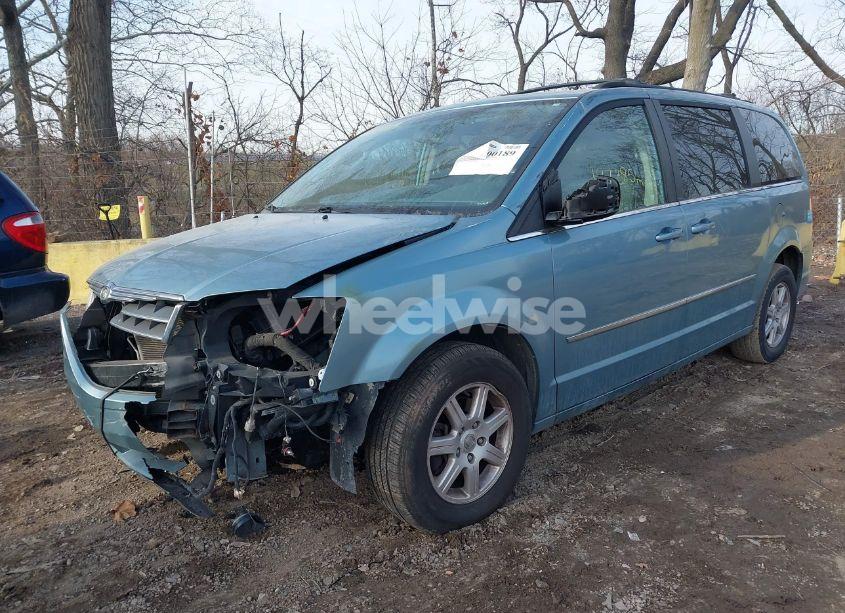 Photo 6 of 2010 Chrysler Town & COUNTRY TOURING (VIN 2A4RR5D11AR217796)