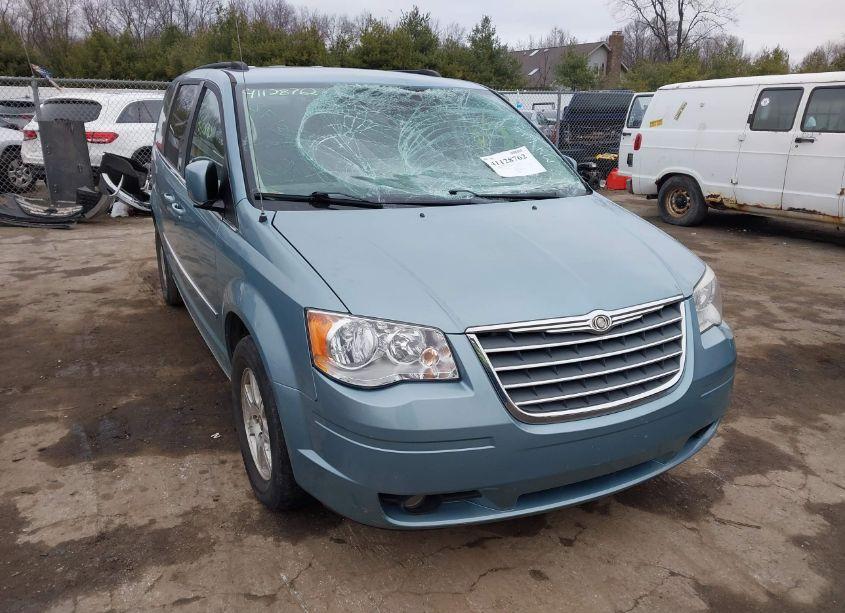 2010 Chrysler Town & COUNTRY TOURING (VIN 2A4RR5D11AR266139) main photo